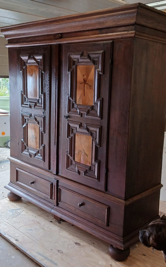 Holzmichel Schrank Foto